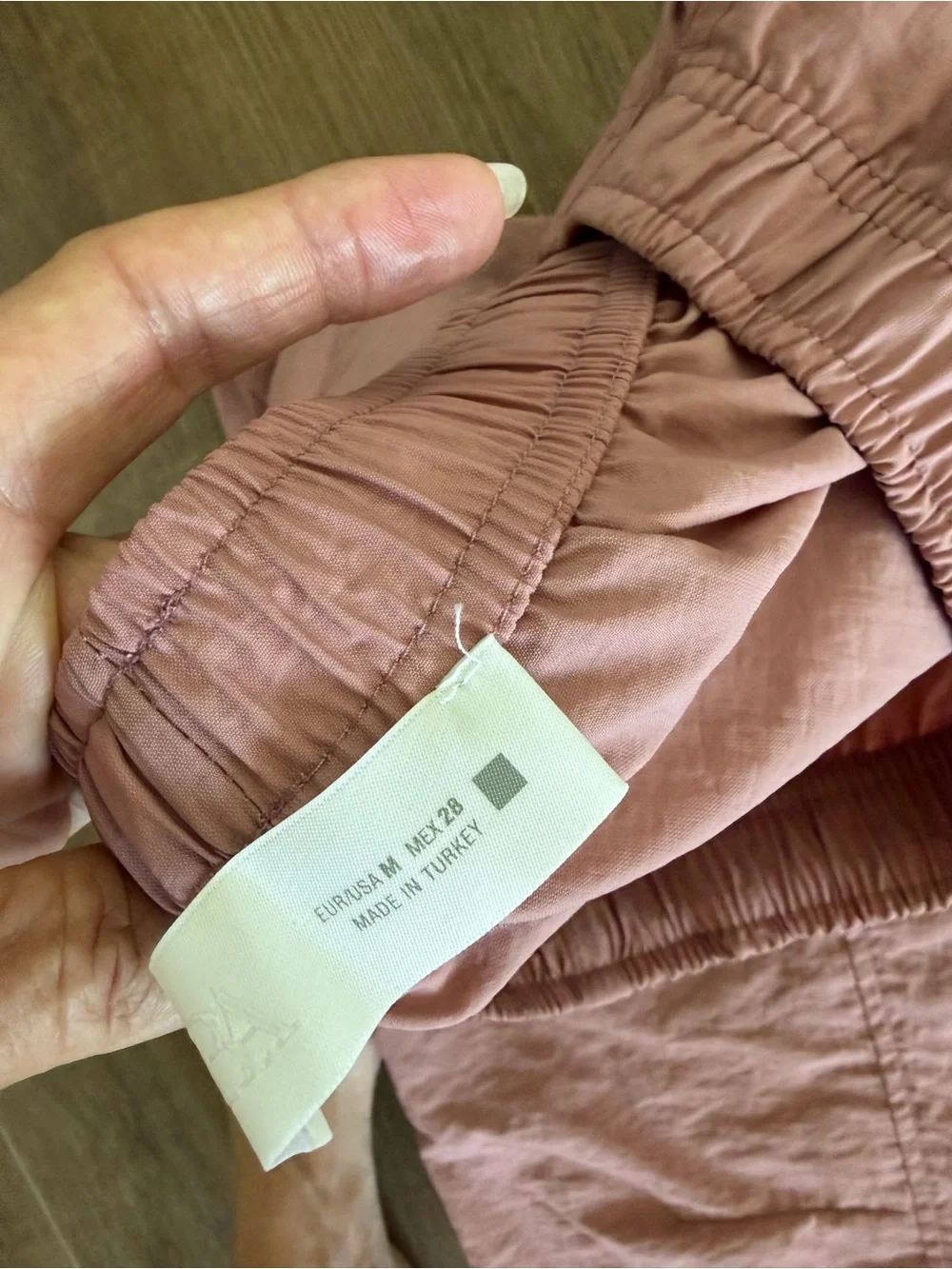 Zara Barel Pants in Dusty Rose - Picture 8 of 9